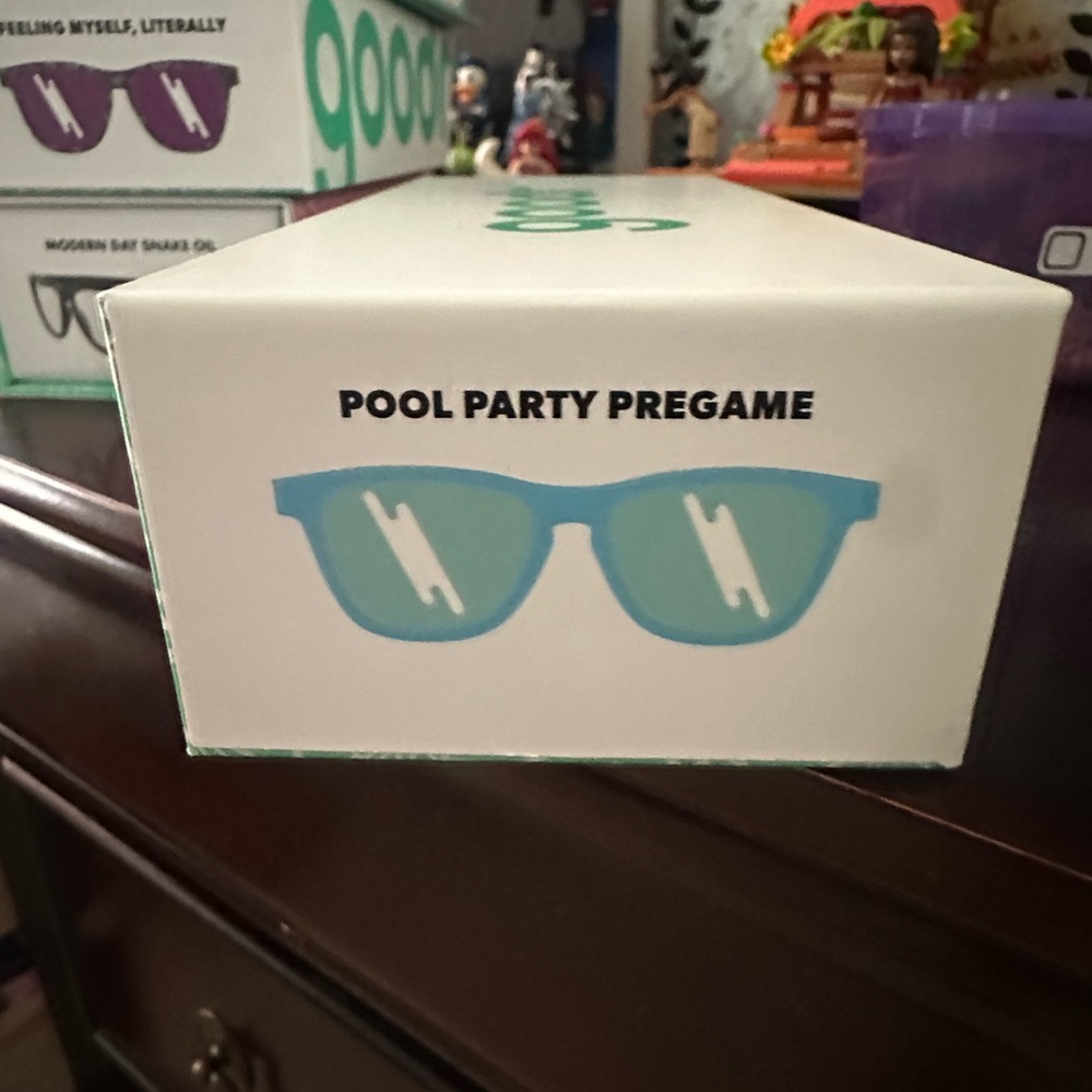 Stylish Blue Sunglasses